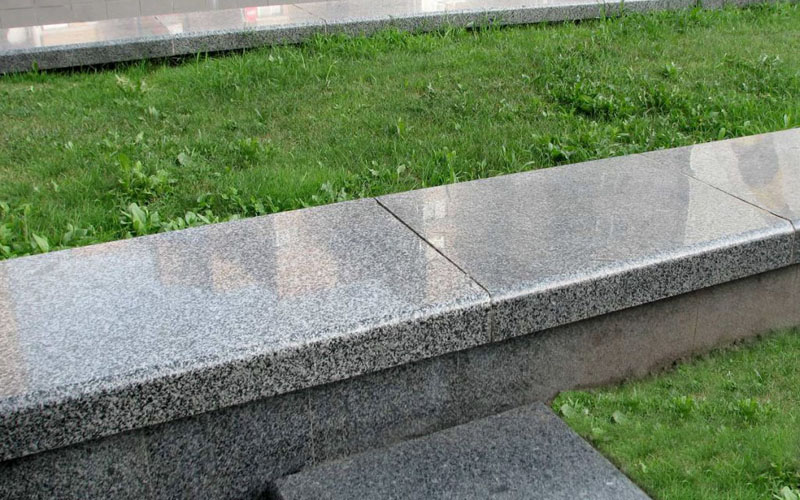 парапеты из гранита